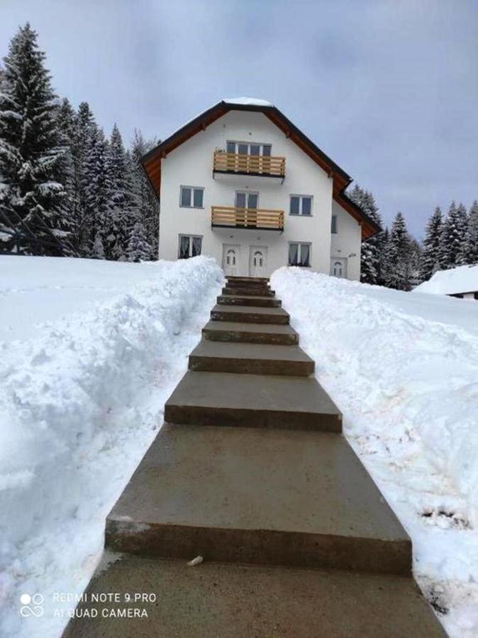 Apartment Nikolica Kuca