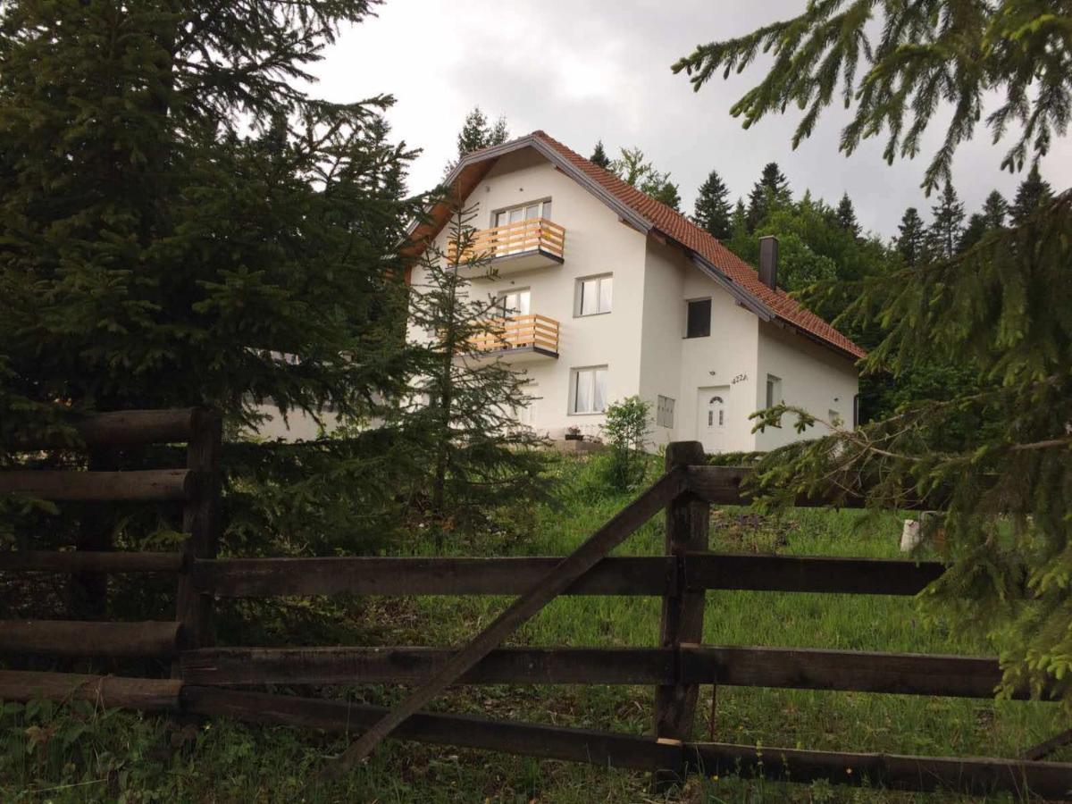 Apartment Nikolica Kuca